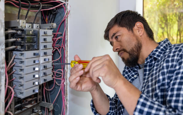 Best Electrical Outlet Repair  in Longboat Key, FL